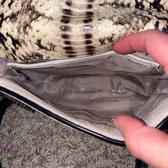 Michael Kors Snake Print Leather Crossbody Chain Strap Colorblock - Picture 7 of 8